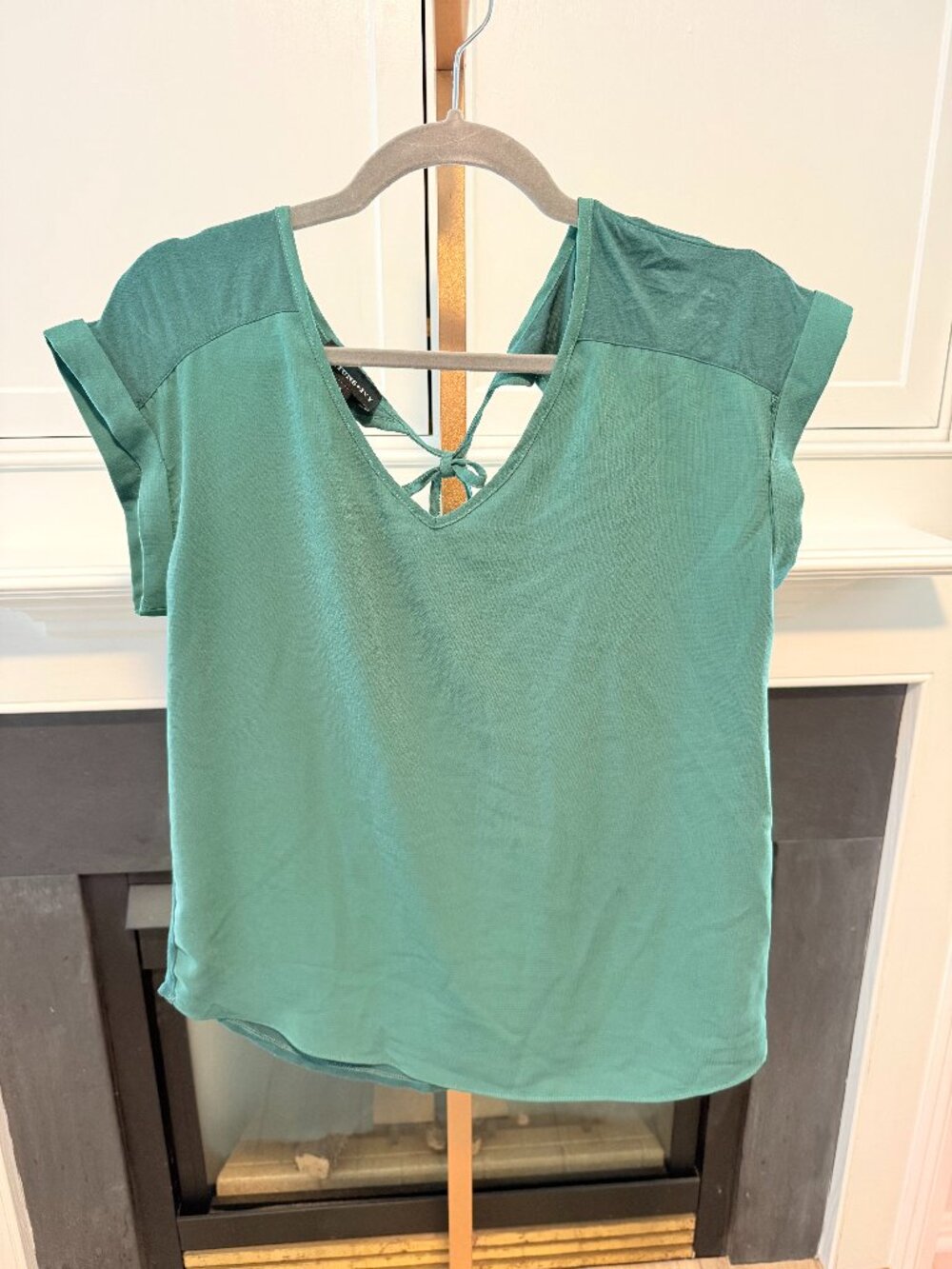 🩵🌿 Teal Flutter Sleeve Tie Back Blouse | Fortune + Ivy | Medium